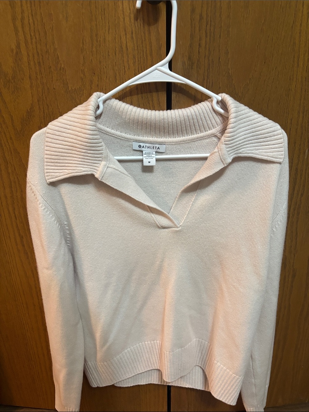 Athleta Light Cream Ribbed Collar V-Neck Sweater